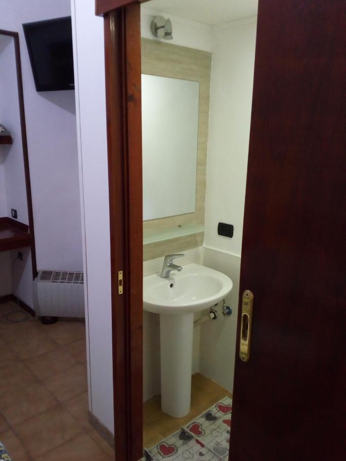 Monolocale Panzió Nápoly Kültér fotó